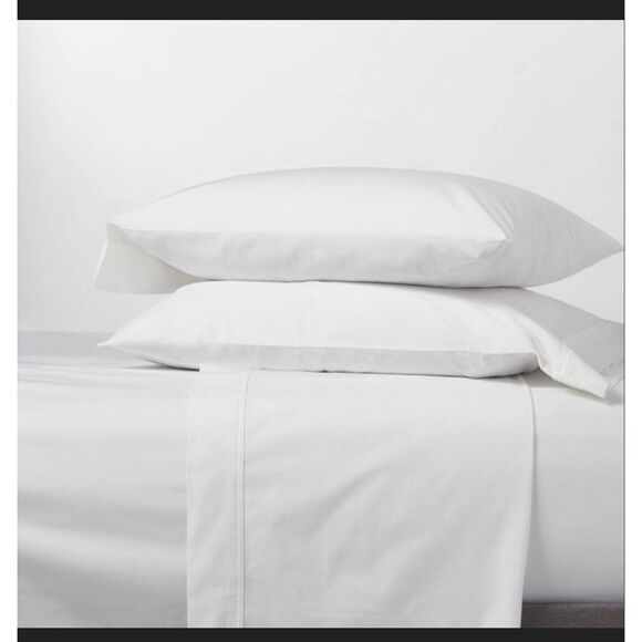 300 Thread Count Ultra Soft Flat Sheet - Threshold™ - Picture 3 of 3